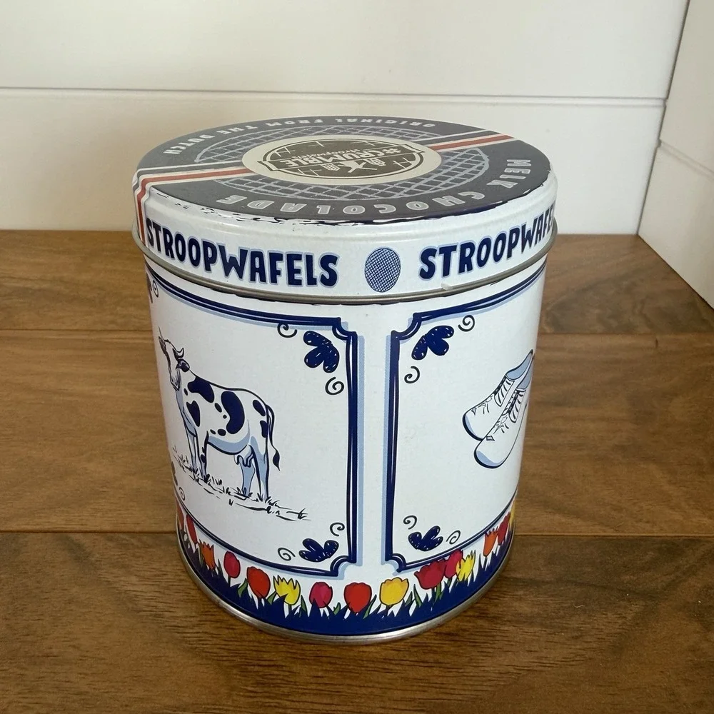 Stroopwafels Crumble Blue White Dutch Cookie Tea Tin Box Empty Movie Prop‎ Decor